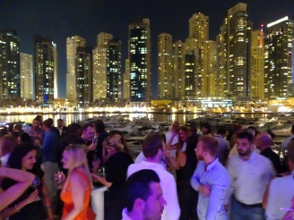 Clubbing: Party in Dubai Erfahrung Ales Consulting International