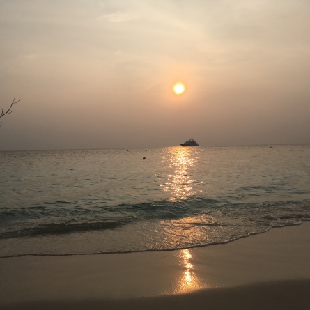 Sonnenuntergang Malediven Erfahrung